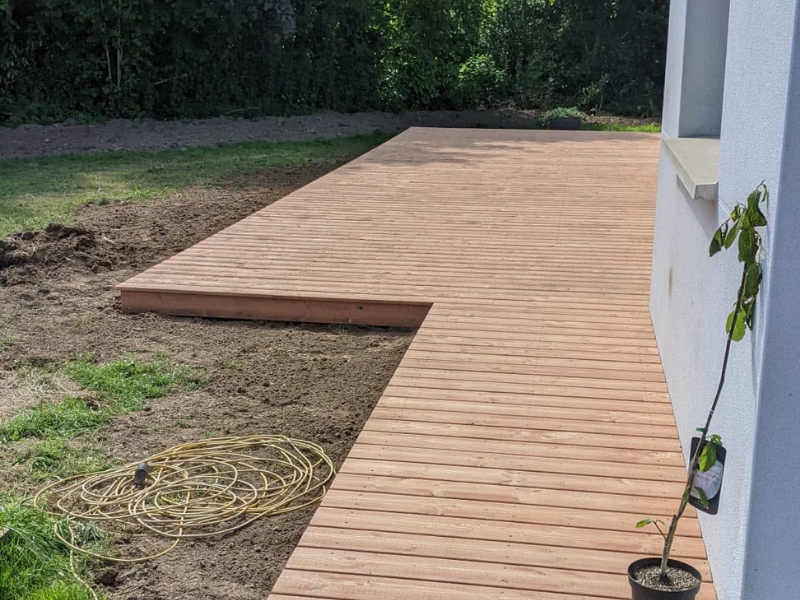 Terrasses bois et création d’allées par Prolame - réalisation 89